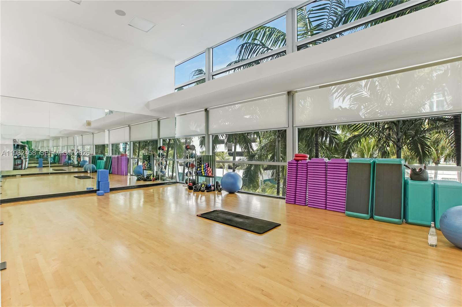 2950 NE 188th St #150 Aventura, FL 33180