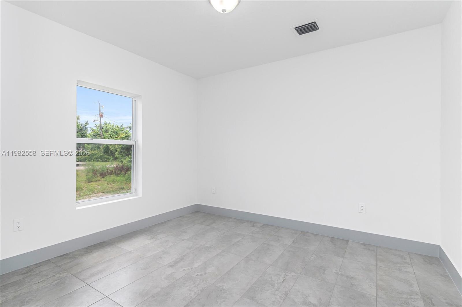 2360 NW 14th St Fort Lauderdale, FL 33311