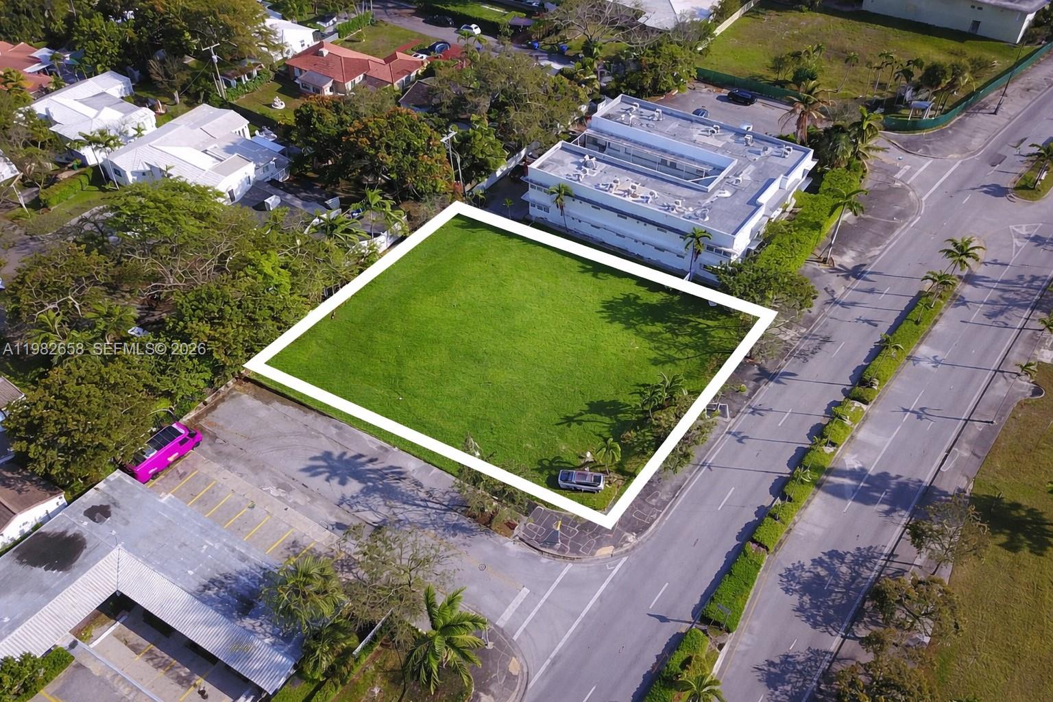 5215 Biscayne Miami, FL 33137