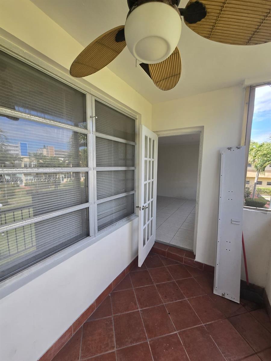 851 NE 14th Ave #414 Hallandale Beach, FL 33009