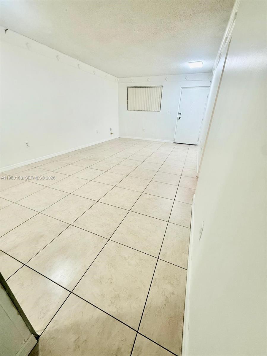 1340 W 41st St #205 Hialeah, FL 33012