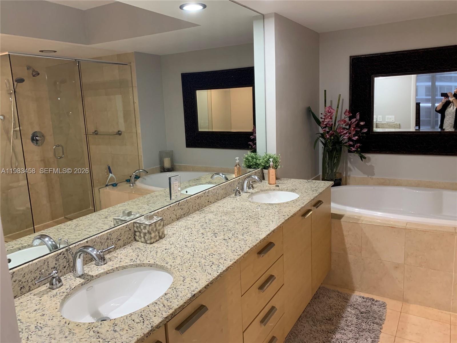 image Beach Club 213