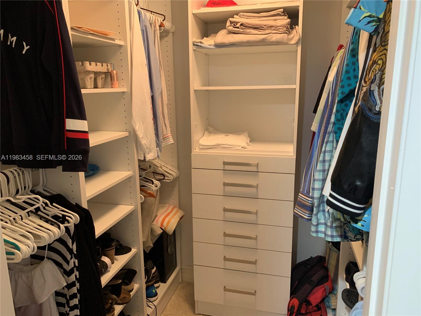 image Beach Club 218