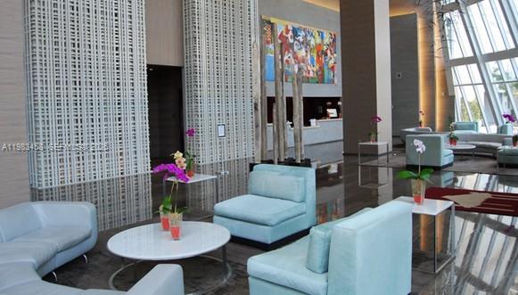 image Beach Club 228