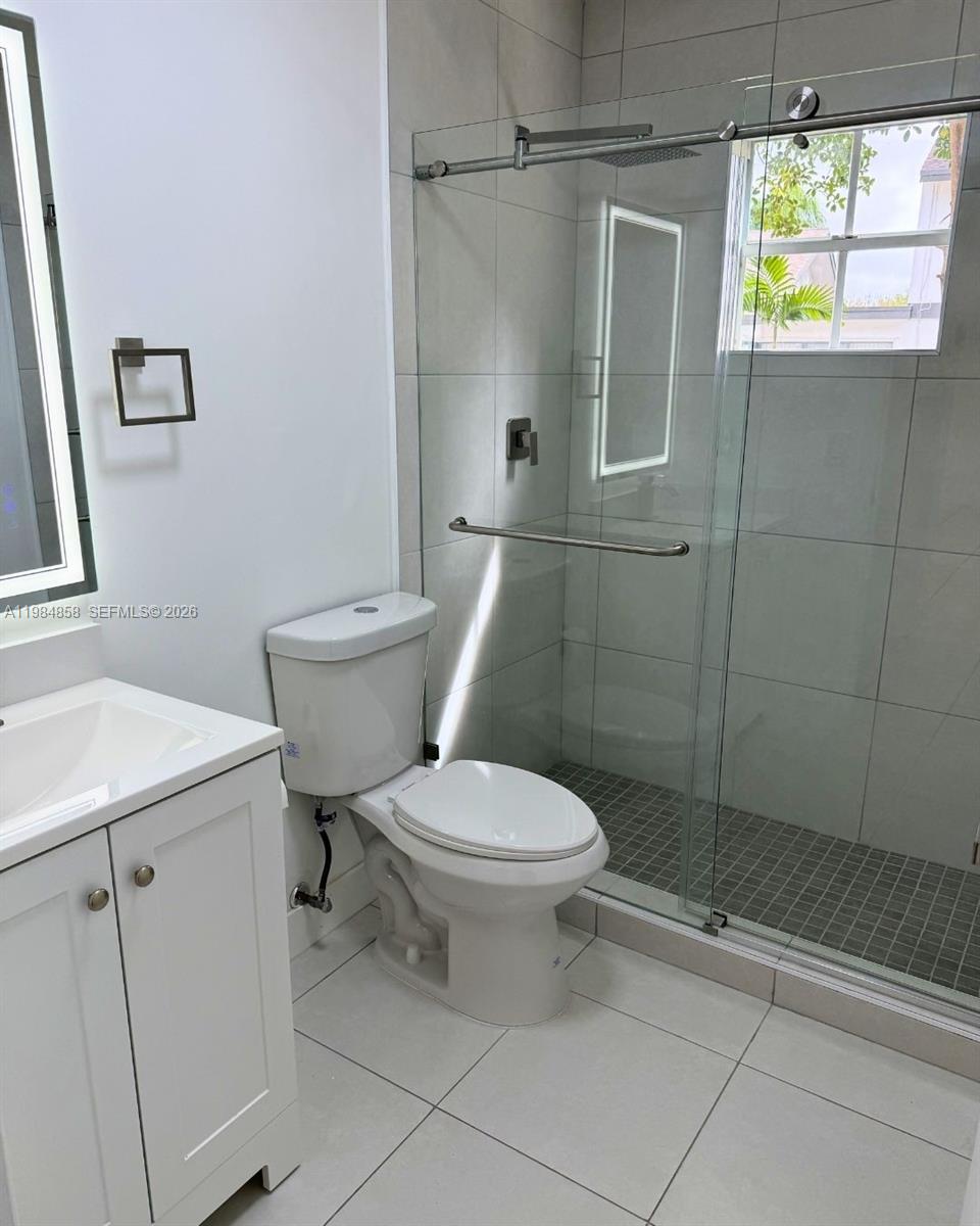 11776 SW 90th Ter Miami, FL 33186