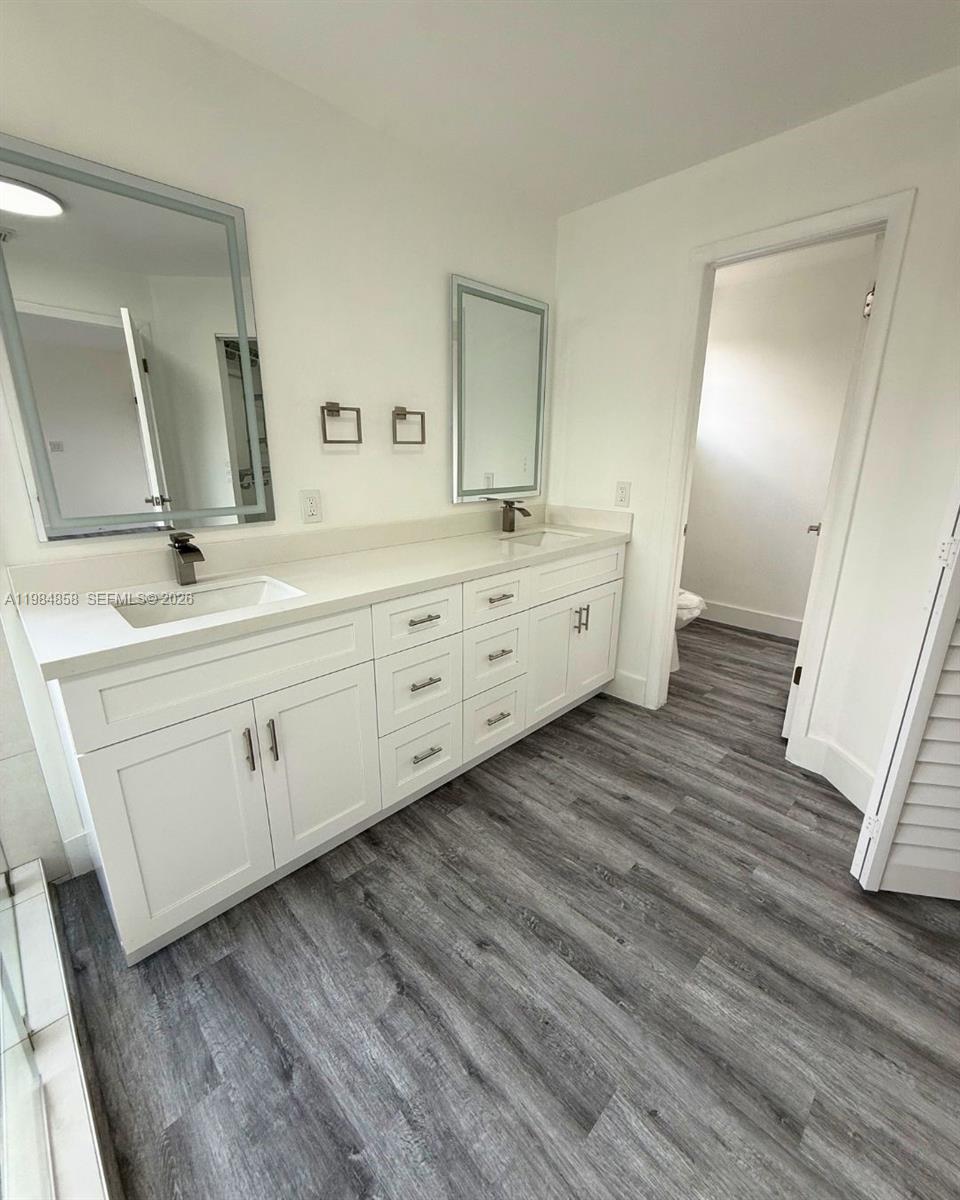 11776 SW 90th Ter Miami, FL 33186