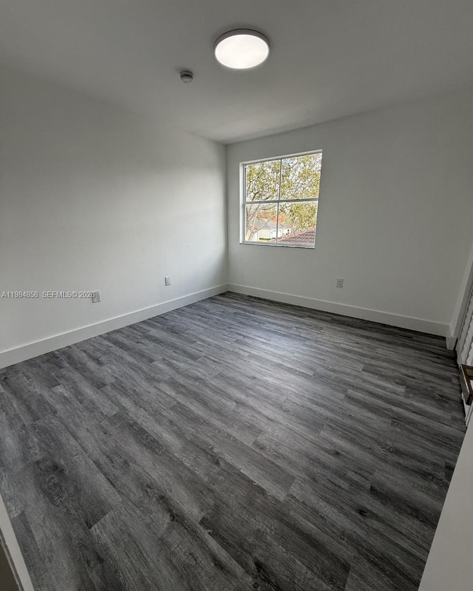 11776 SW 90th Ter Miami, FL 33186