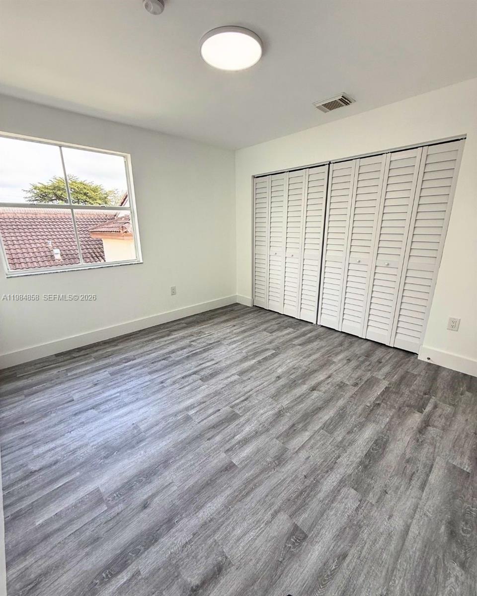 11776 SW 90th Ter Miami, FL 33186