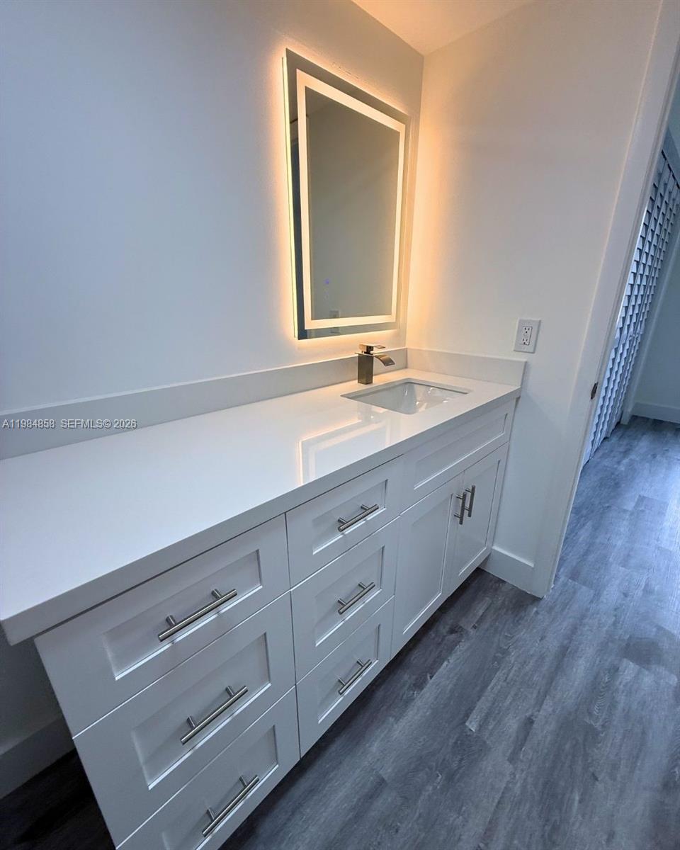 11776 SW 90th Ter Miami, FL 33186