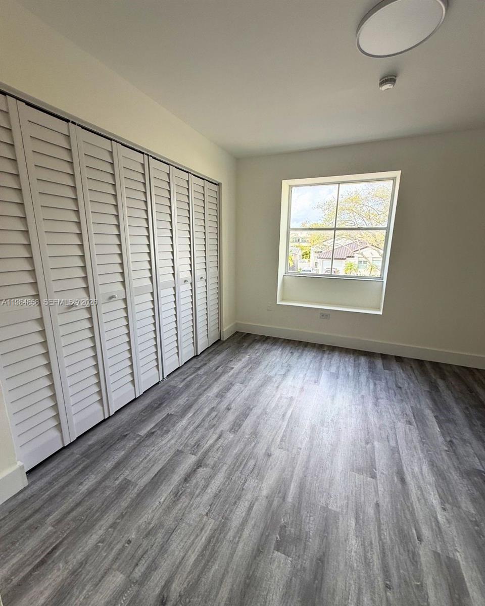 11776 SW 90th Ter Miami, FL 33186