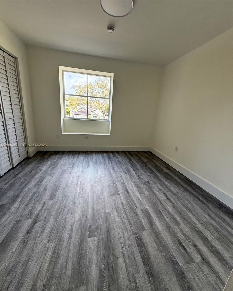 11776 SW 90th Ter Miami, FL 33186