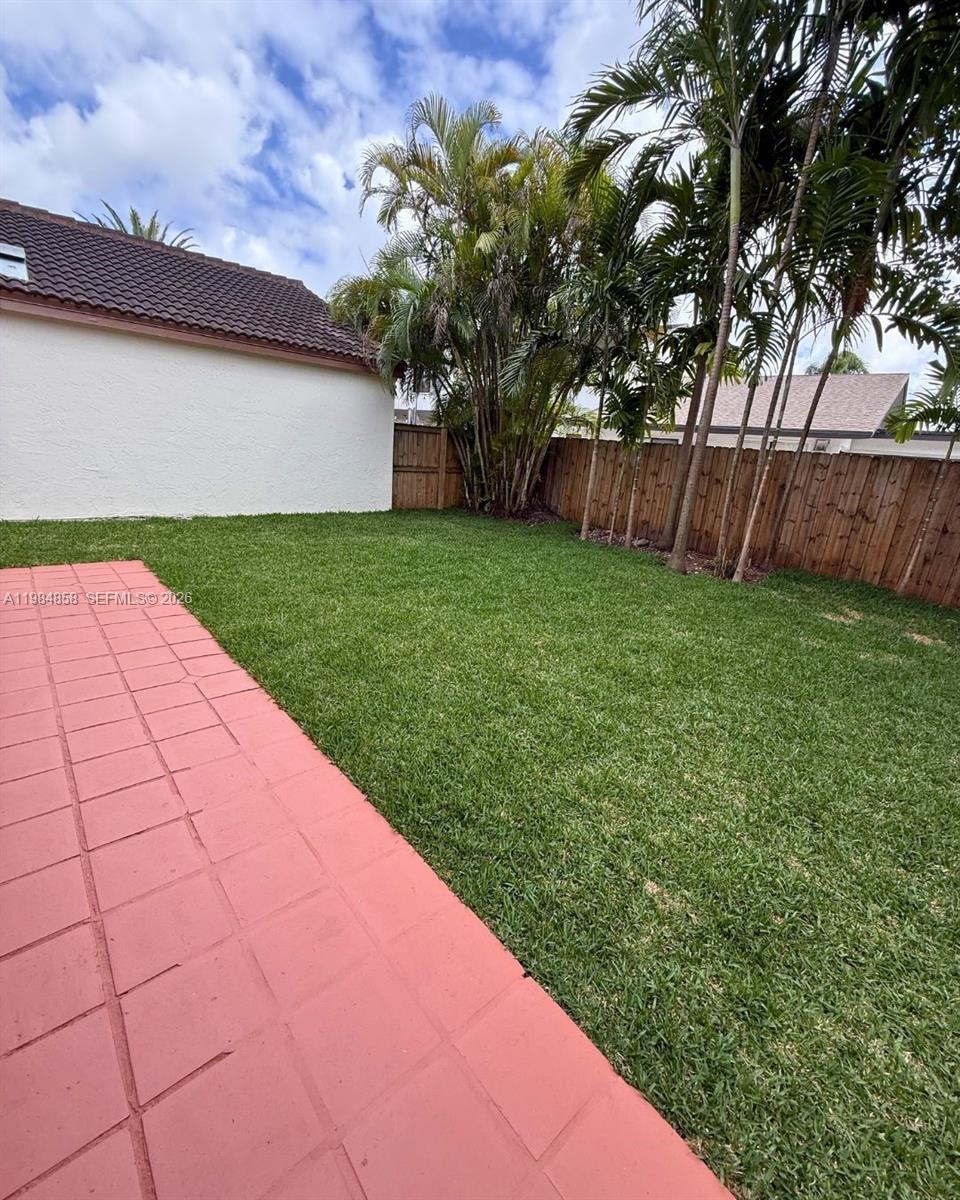 11776 SW 90th Ter Miami, FL 33186