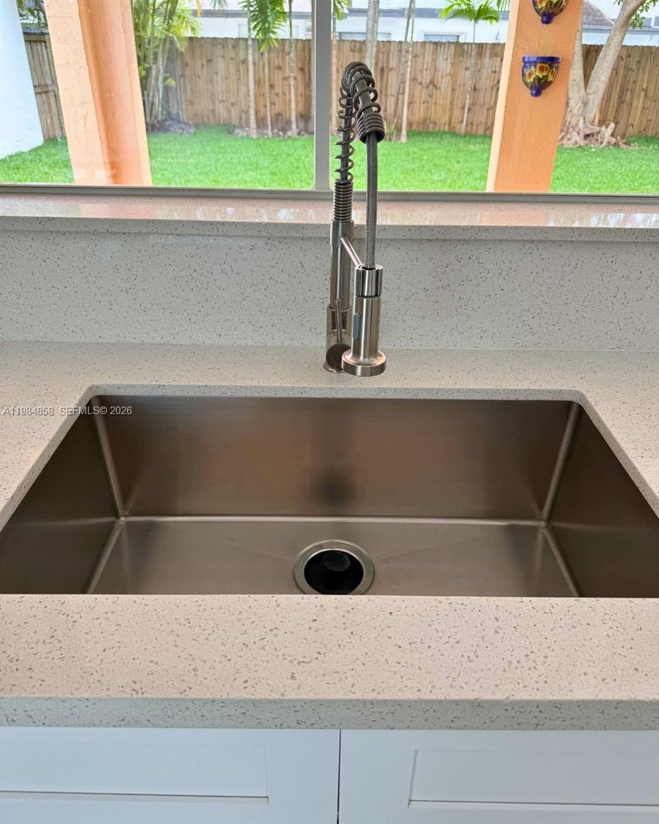 11776 SW 90th Ter Miami, FL 33186