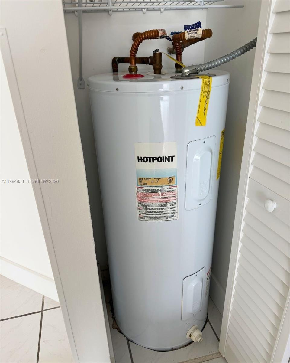 11776 SW 90th Ter Miami, FL 33186