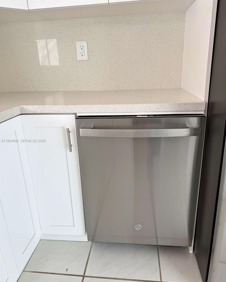 11776 SW 90th Ter Miami, FL 33186