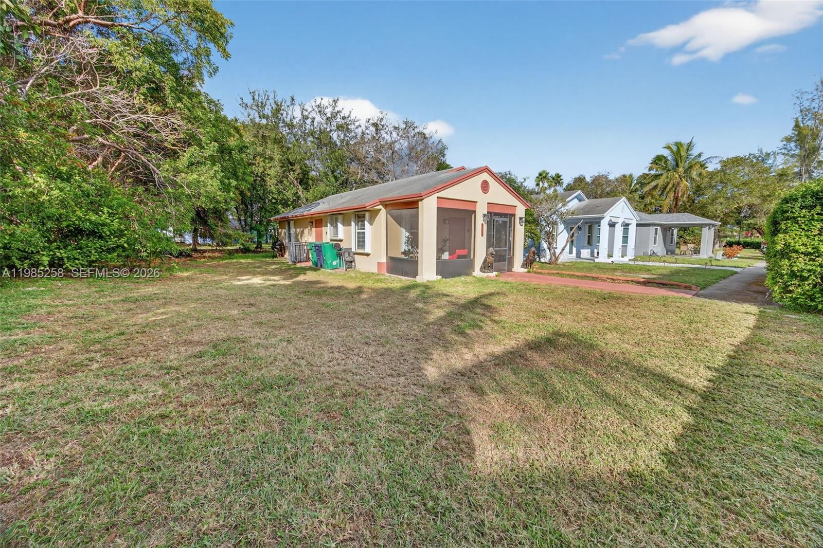 12235 SW 202nd St Miami, FL 33177