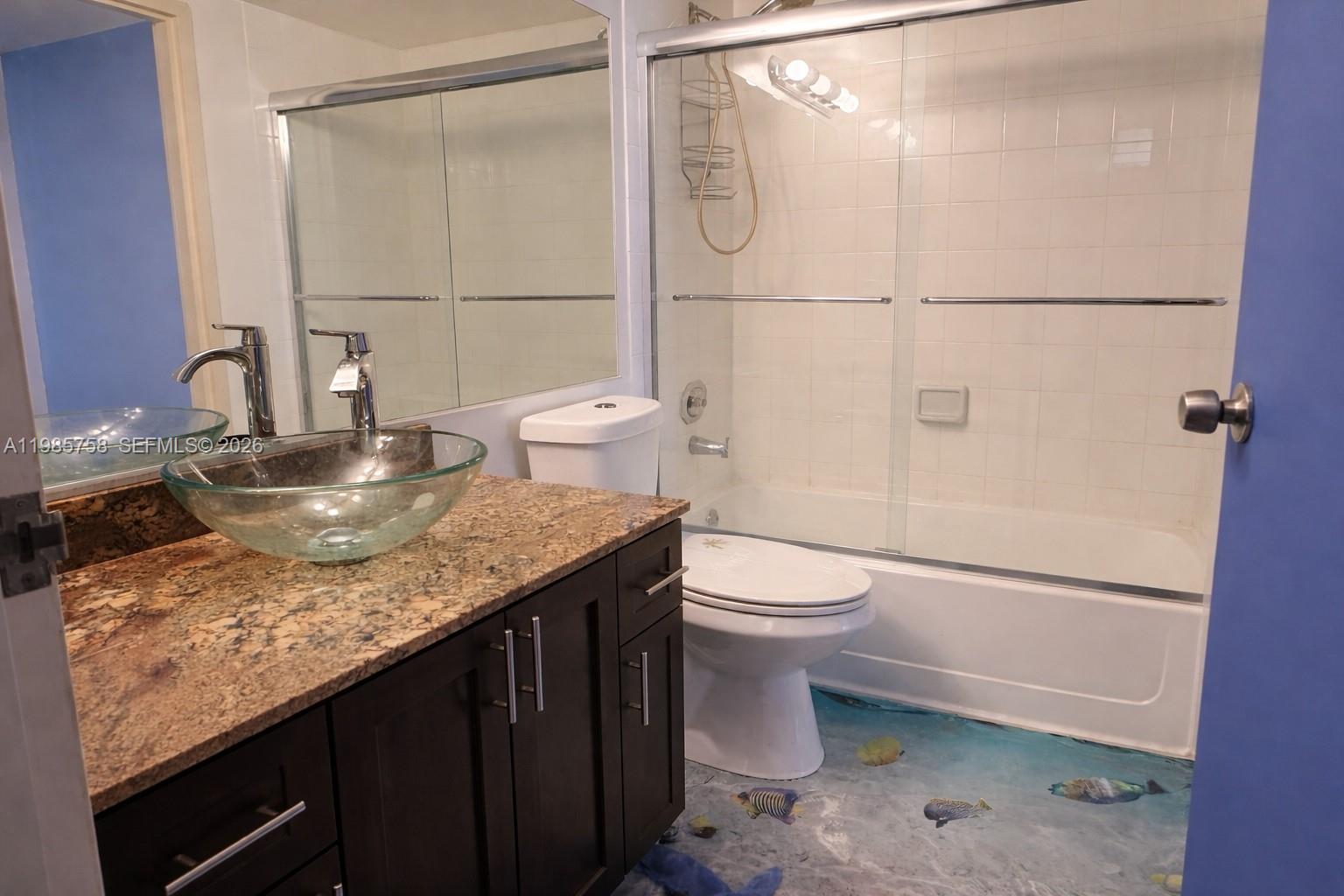 7601 E Treasure Dr #910 North Bay Village, FL 33141