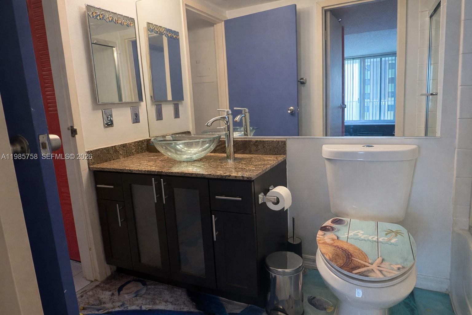 7601 E Treasure Dr #910 North Bay Village, FL 33141