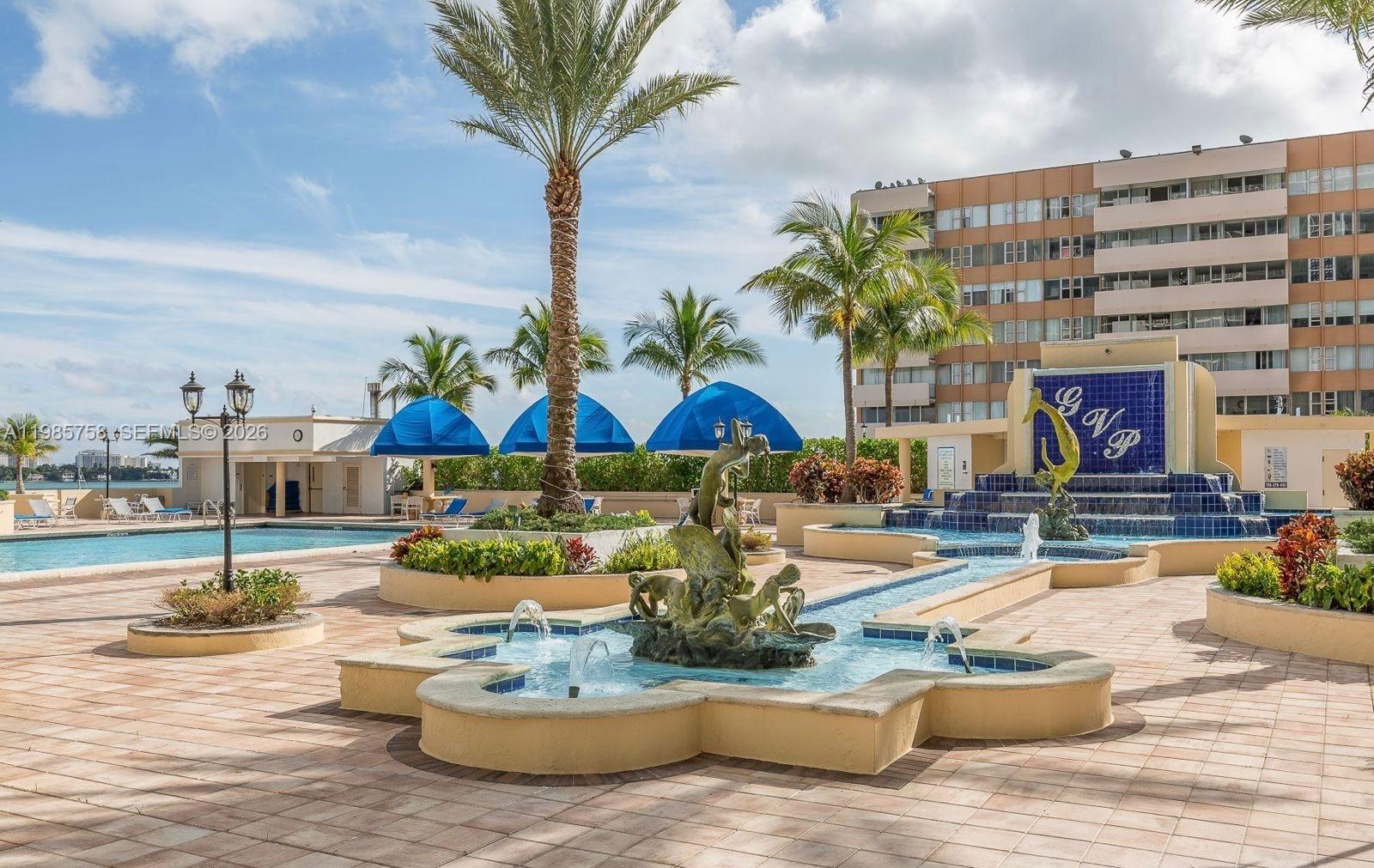 7601 E Treasure Dr #910 North Bay Village, FL 33141