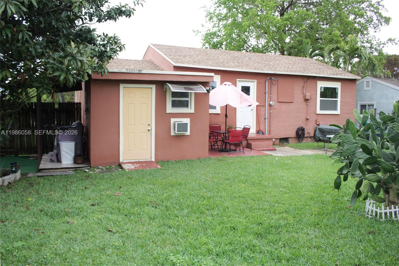 530 NE 110th Ter Miami, FL 33161