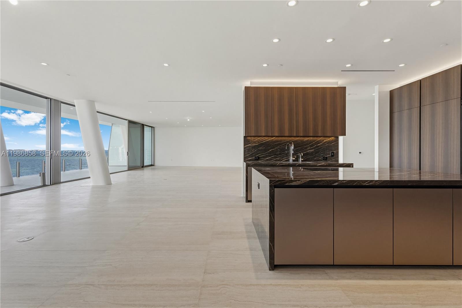 5 Grove Isle Dr #L502 Coconut Grove, FL 33133