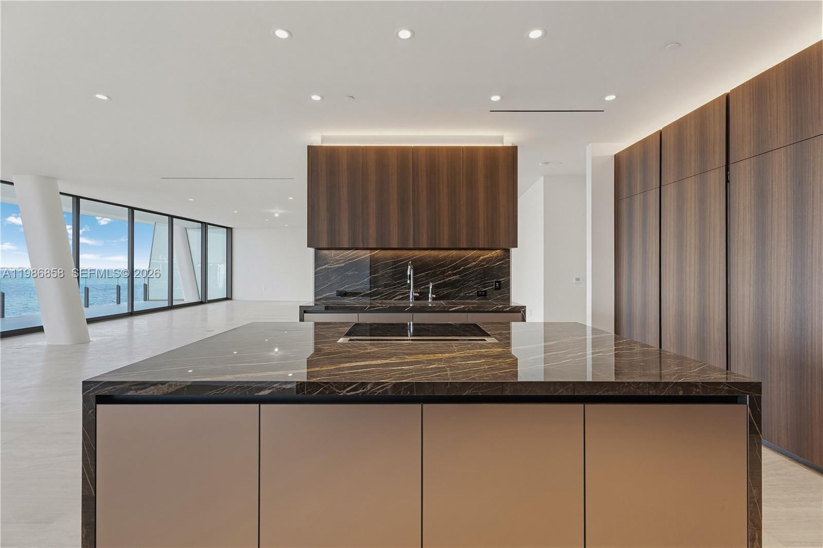 5 Grove Isle Dr #L502 Coconut Grove, FL 33133