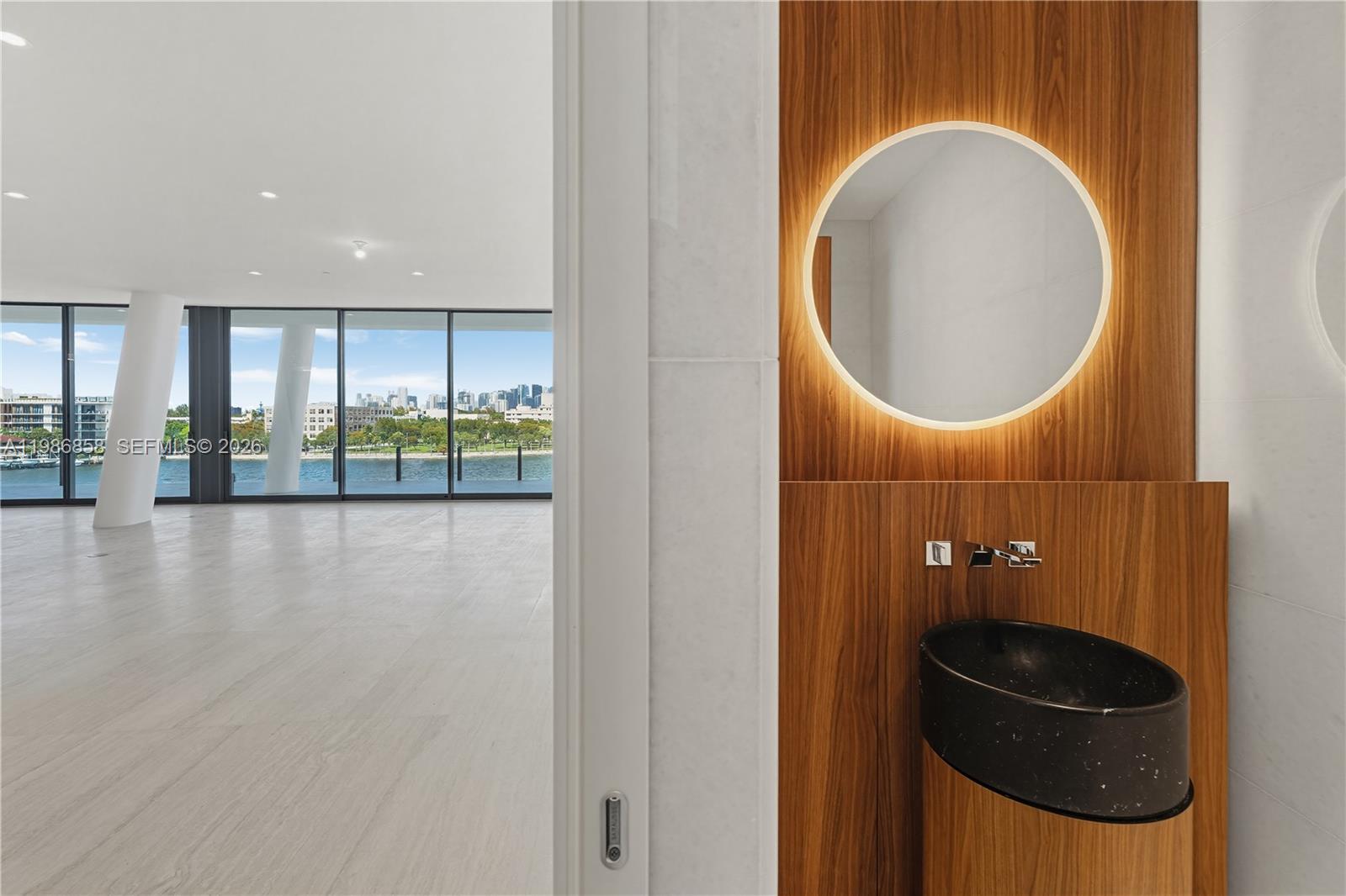 5 Grove Isle Dr #L502 Coconut Grove, FL 33133