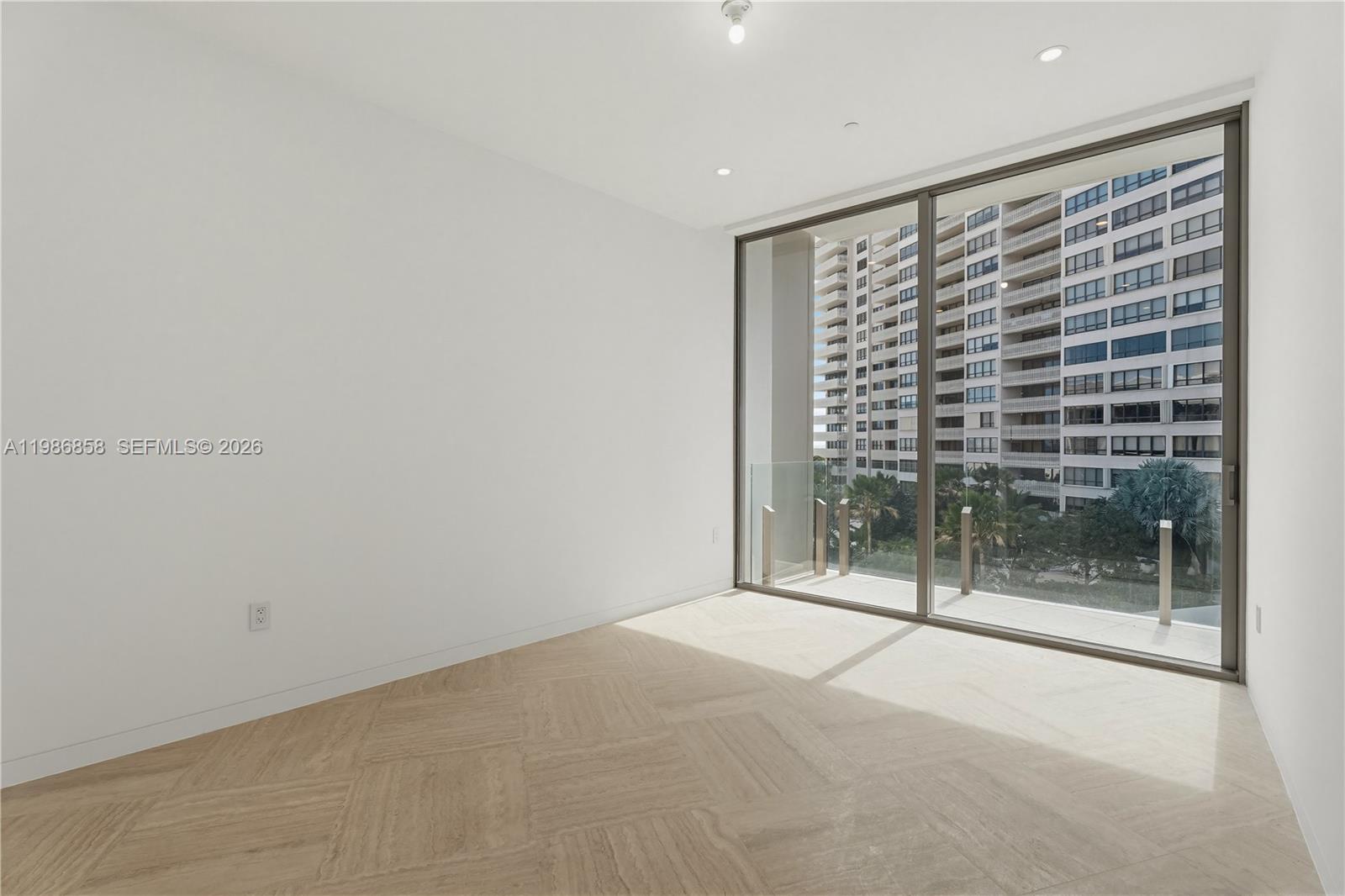 5 Grove Isle Dr #L502 Coconut Grove, FL 33133