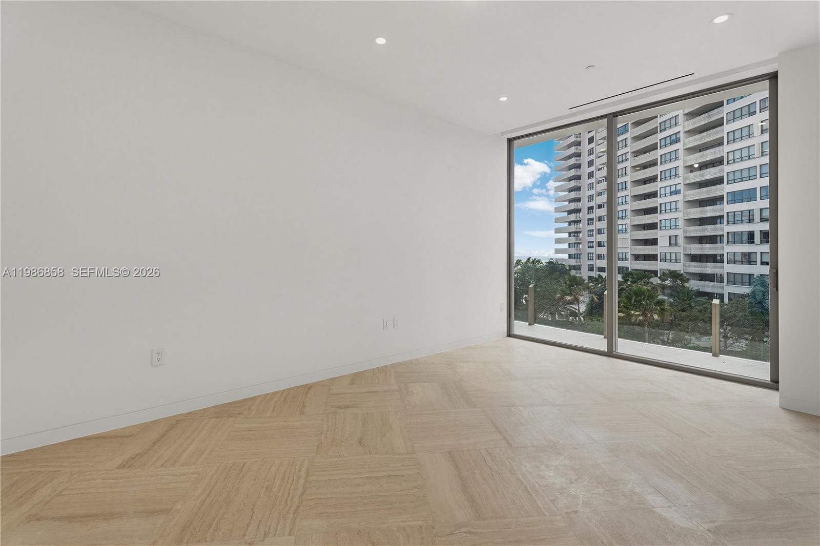 5 Grove Isle Dr #L502 Coconut Grove, FL 33133