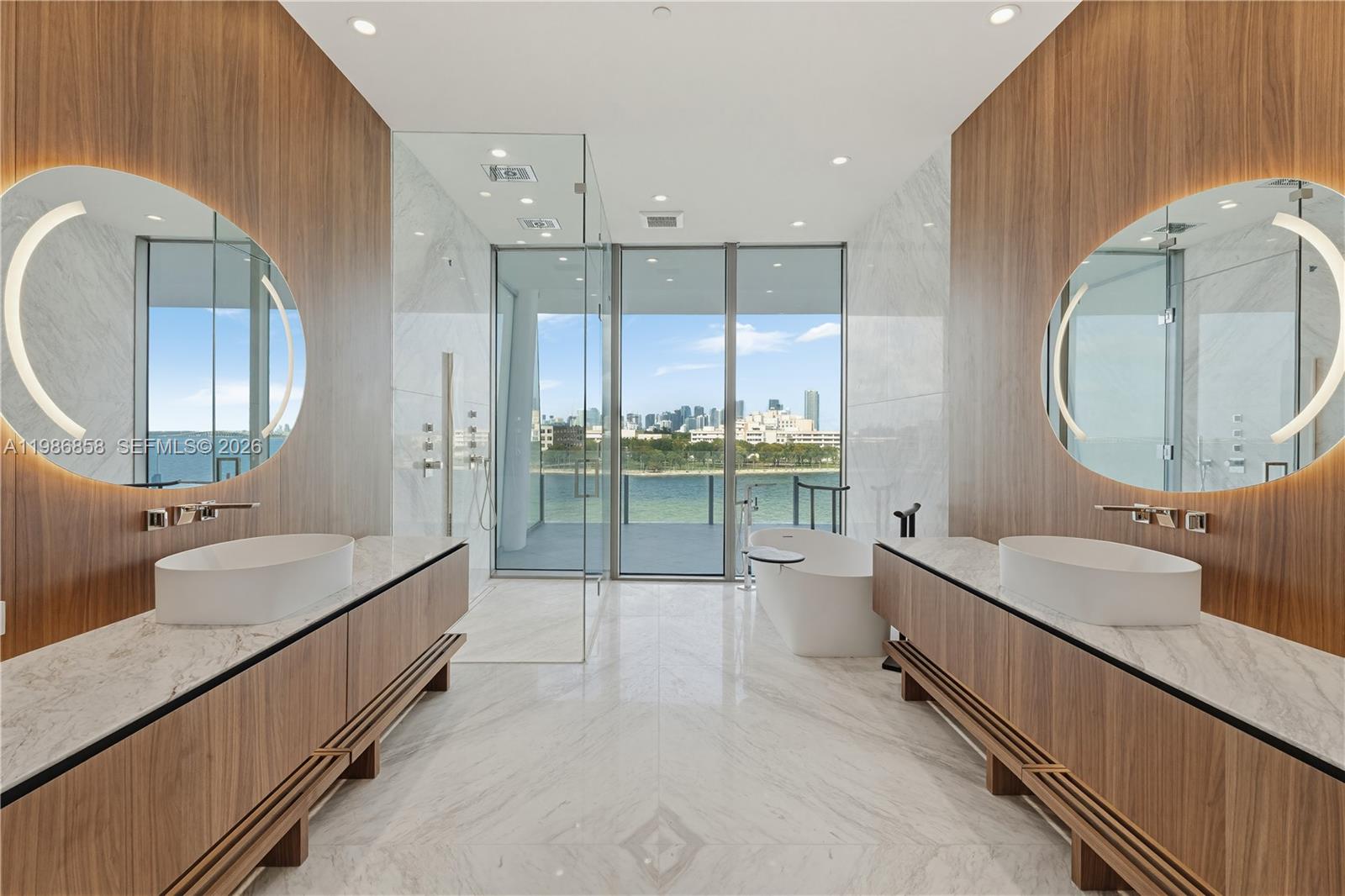 5 Grove Isle Dr #L502 Coconut Grove, FL 33133