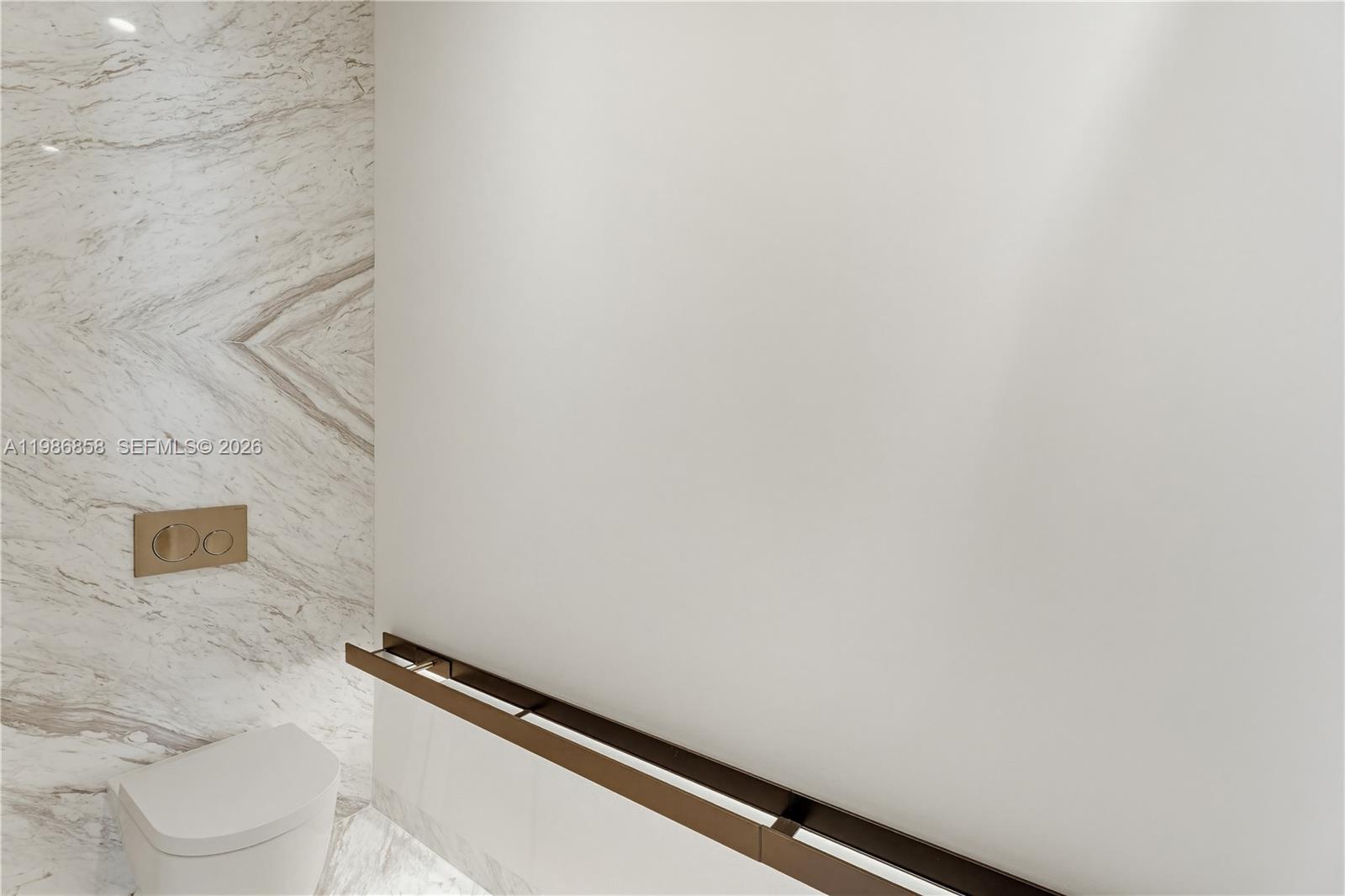 5 Grove Isle Dr #L502 Coconut Grove, FL 33133