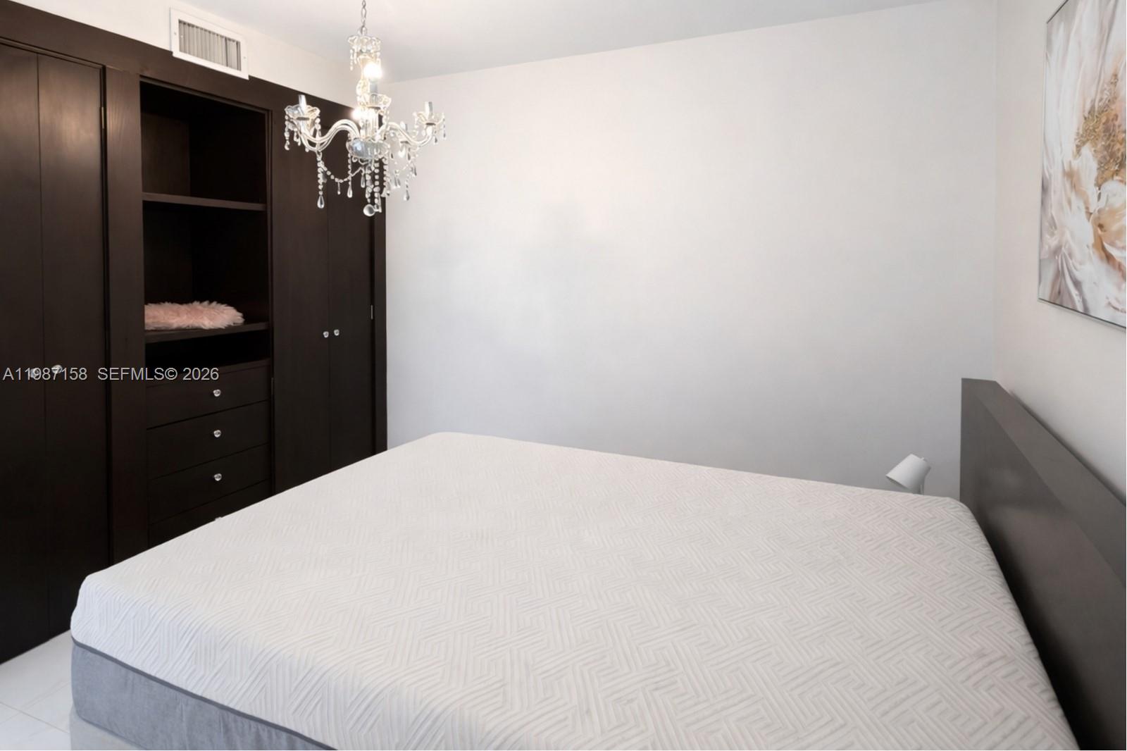 image Mirador 1000 (South Tower)5