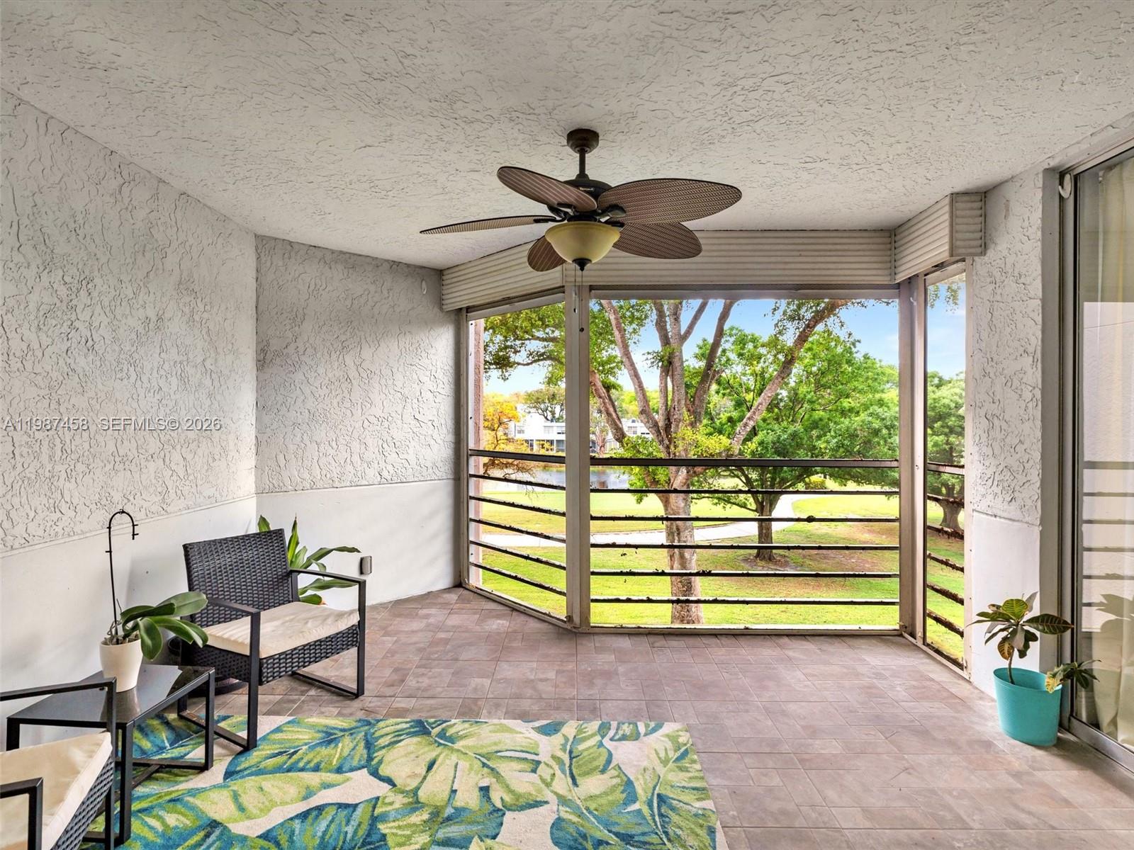 1811 Sabal Palm Dr #307