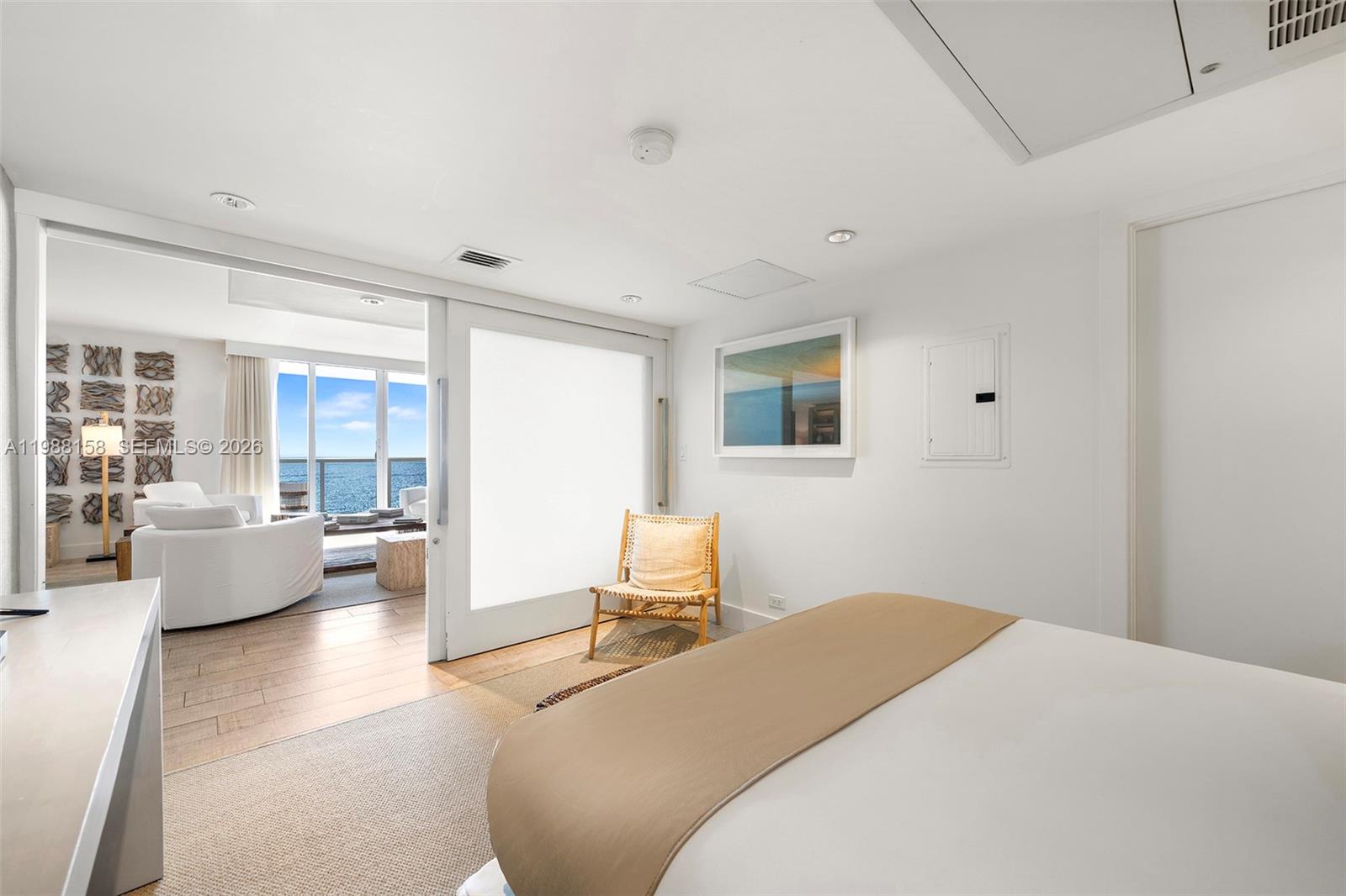 102 24th St #1040 Miami Beach, FL 33139