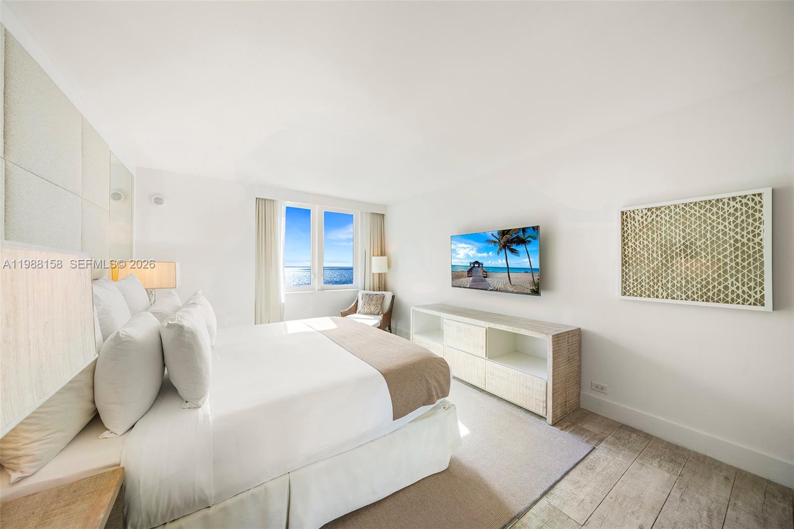 102 24th St #1040 Miami Beach, FL 33139