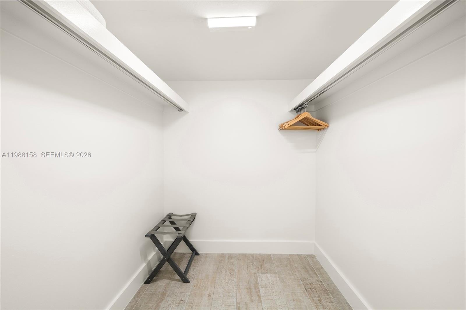 102 24th St #1040 Miami Beach, FL 33139