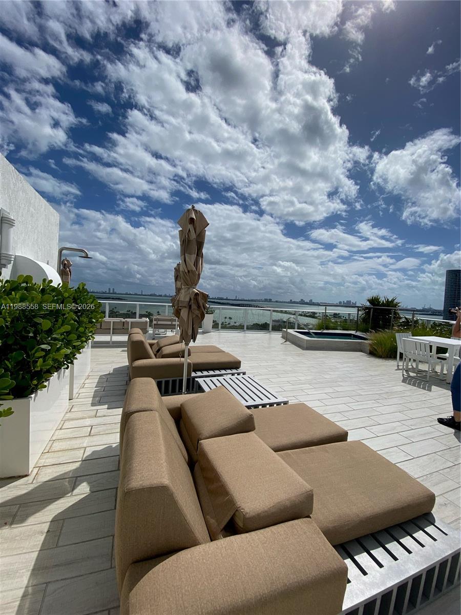 image Baltus House15