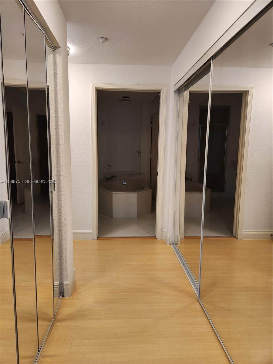 10710 NW 66th St #402 Doral, FL 33178