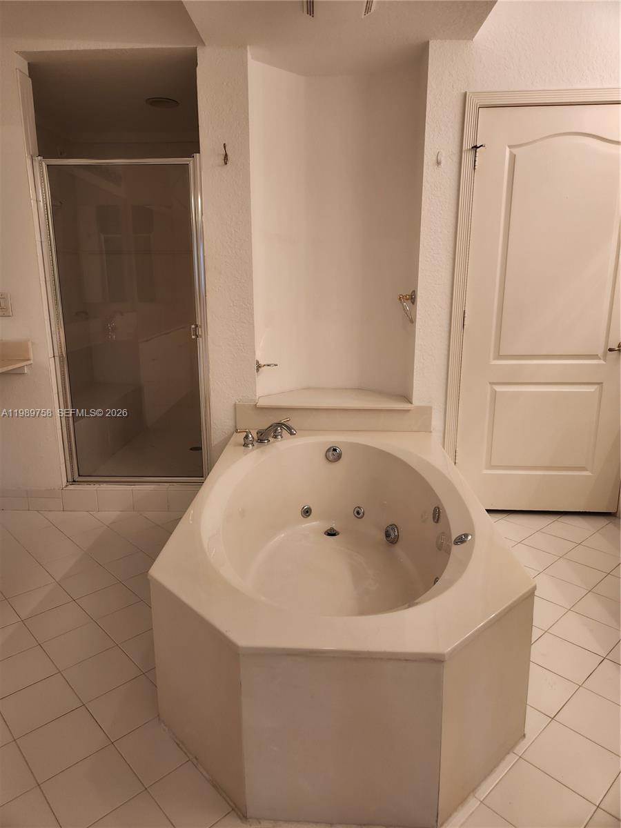 10710 NW 66th St #402 Doral, FL 33178