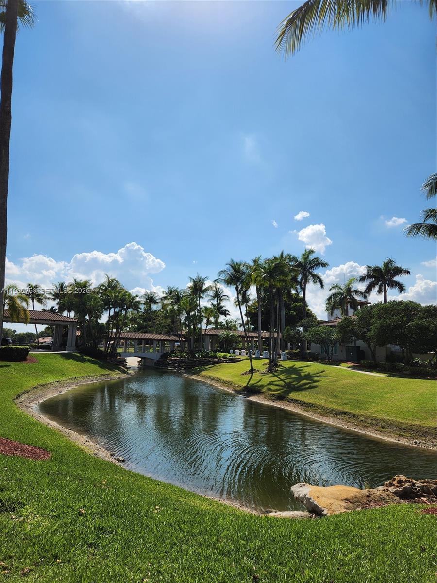 10710 NW 66th St #402 Doral, FL 33178