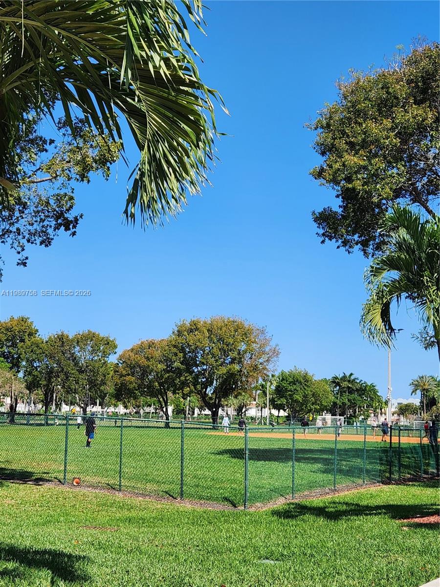 10710 NW 66th St #402 Doral, FL 33178