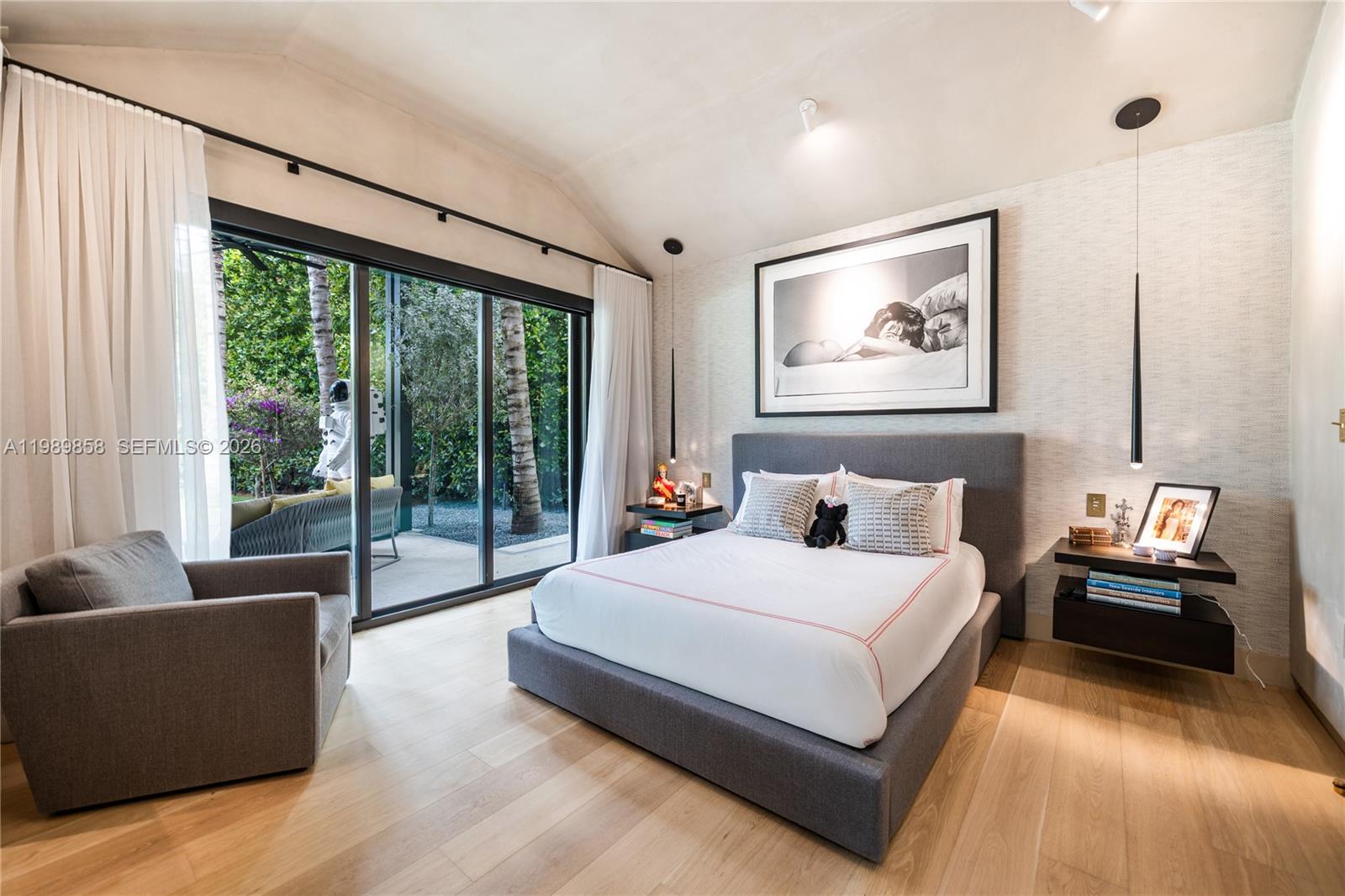 967 NE 78th St Miami, FL 33138