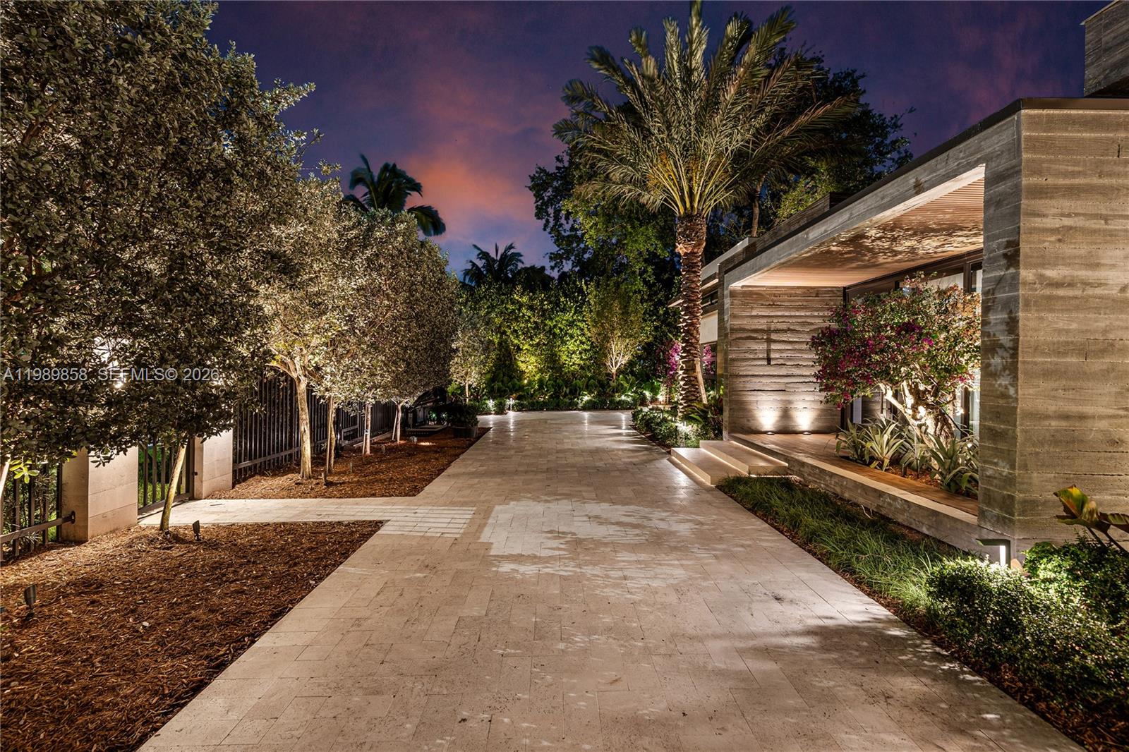 967 NE 78th St Miami, FL 33138