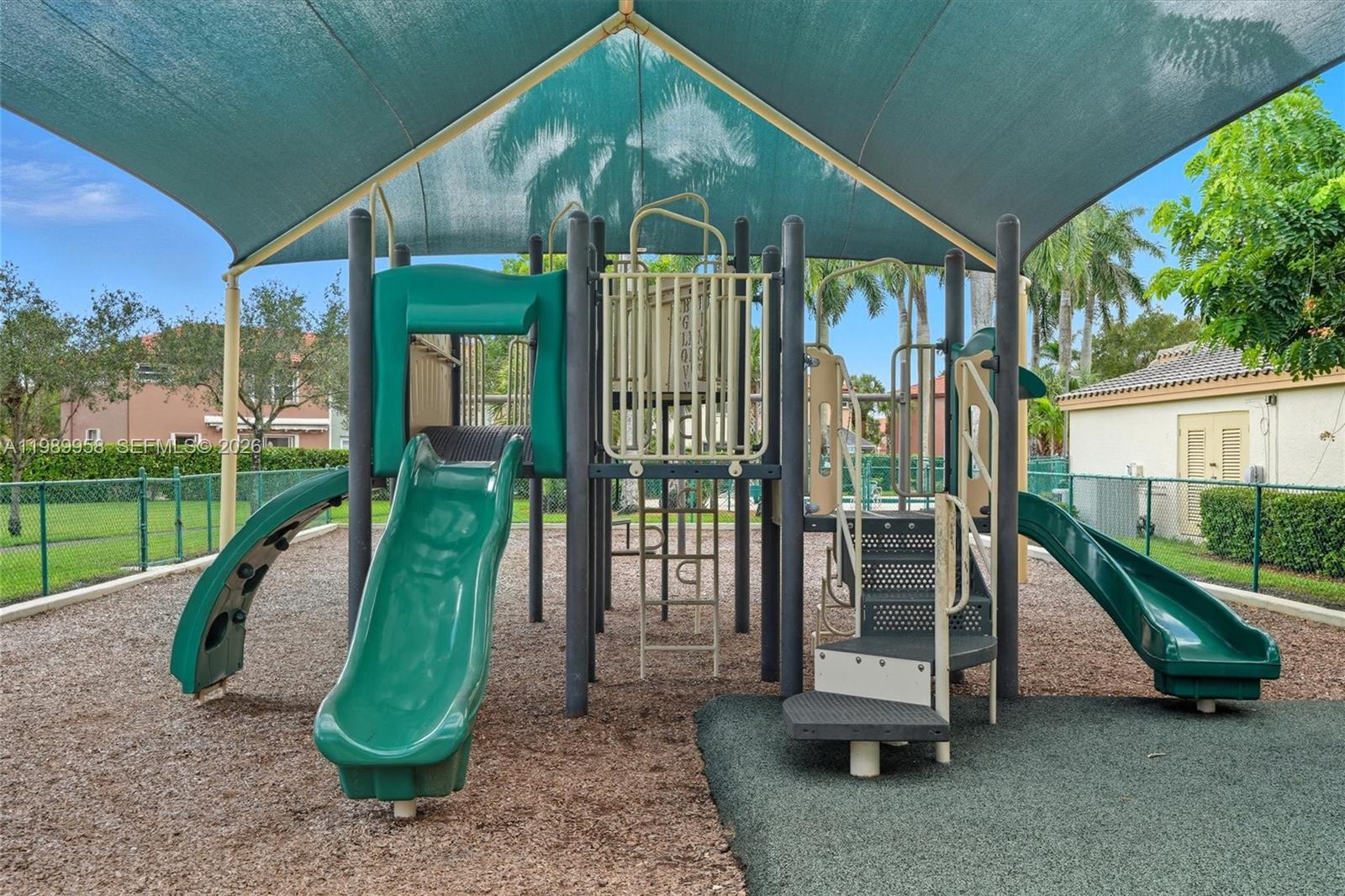 15462 NW 14th Ct Pembroke Pines, FL 33028