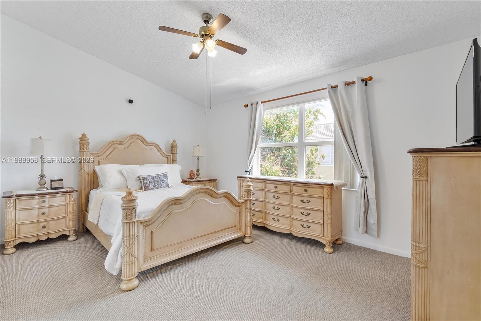 15462 NW 14th Ct Pembroke Pines, FL 33028