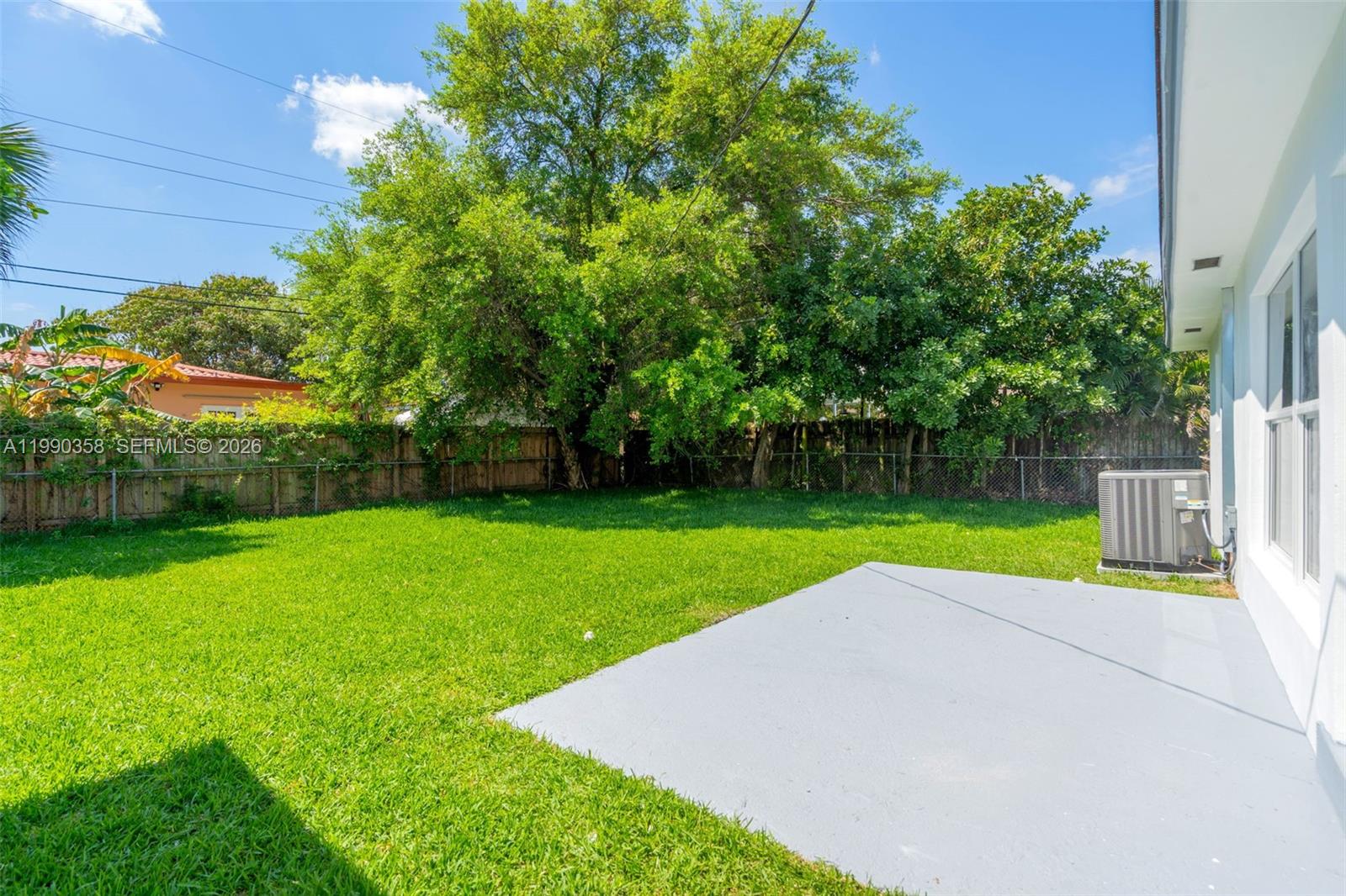 110 NE 171st St North Miami Beach, FL 33162