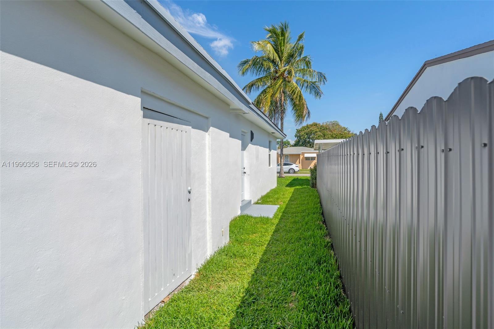 110 NE 171st St North Miami Beach, FL 33162