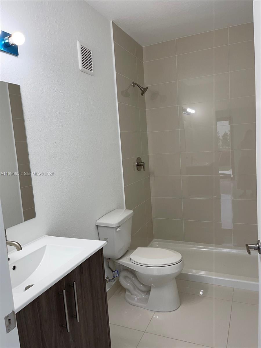 238 NW 11th Ct Florida City, FL 33034