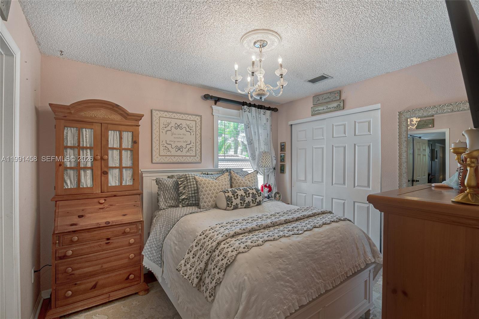 19237 NW 13th St Pembroke Pines, FL 33029