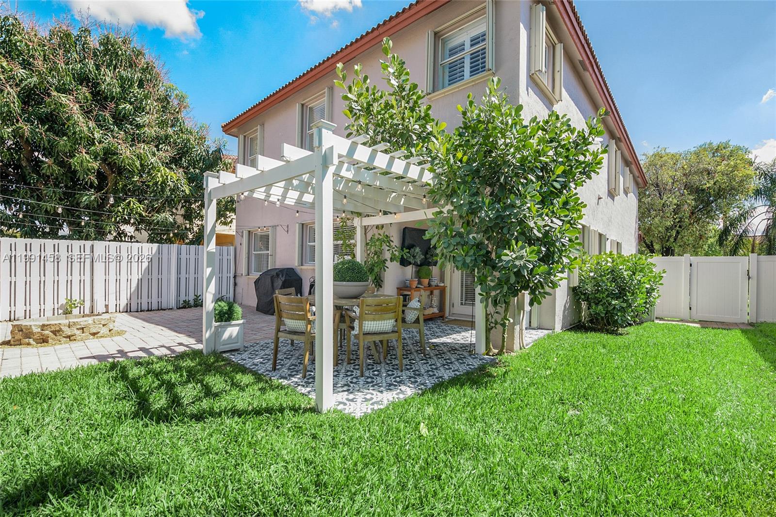 19237 NW 13th St Pembroke Pines, FL 33029